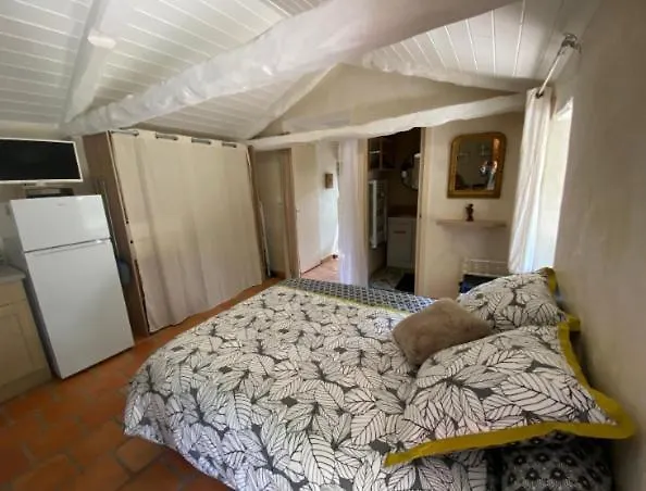 Hébergement de vacances La Petite Maison Saint-Antonin France